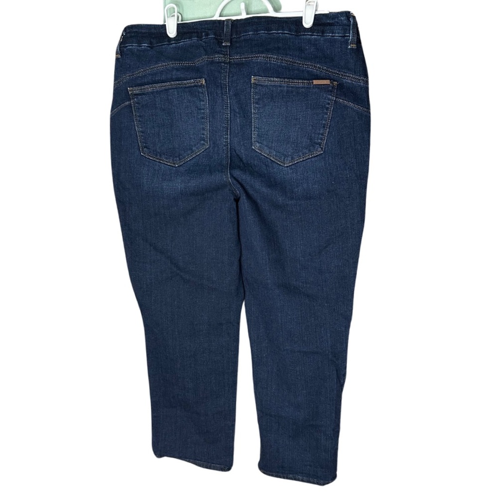 The So Lifting Crop by Chicos Dark Wash Denim Capri Jeans Fitted Casual GG14 - Picture 2 of 9